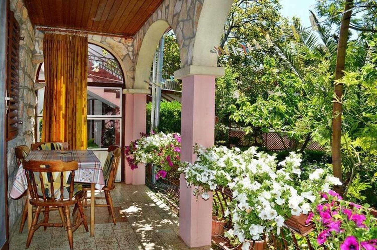 Apartments Pavlina Starigrad Paklenica Eksteriør billede