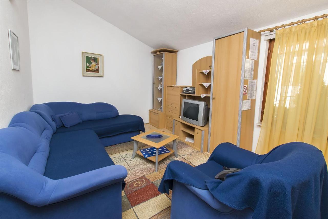 Apartments Pavlina Starigrad Paklenica Eksteriør billede